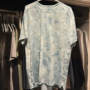 COPY - Lululemon shirt